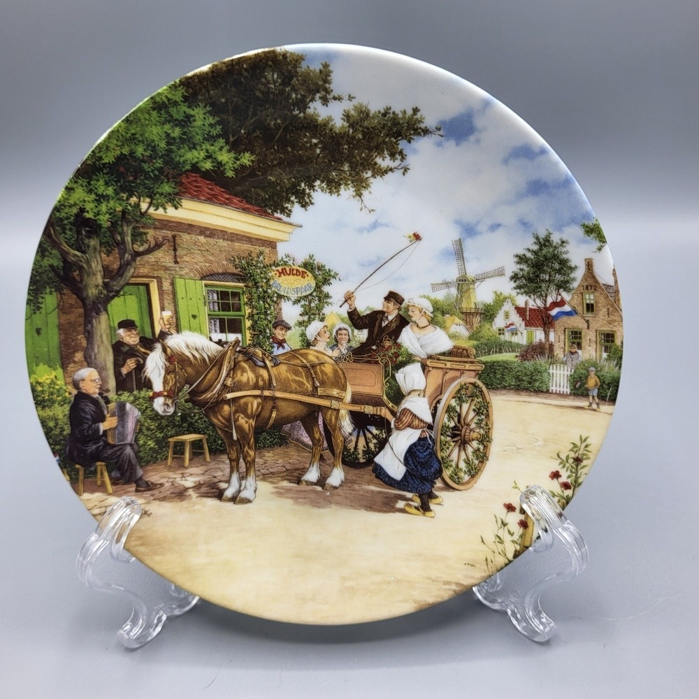 Royal Schwabap 1984 Collector Plate Dutch Village Farm Family Scene 6.5" Vintage